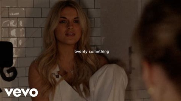 8 ‘Veronica Mars’ GIFs Every 20-Something Female Can Identify With!
