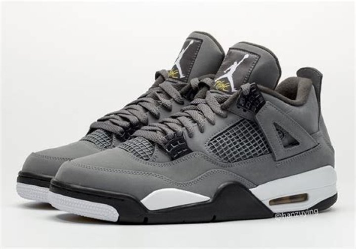 Air Jordan 4 