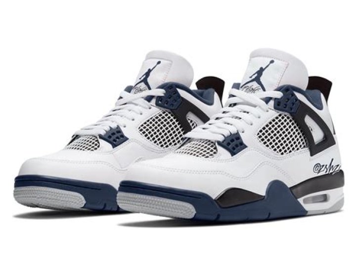 Air Jordan 4 