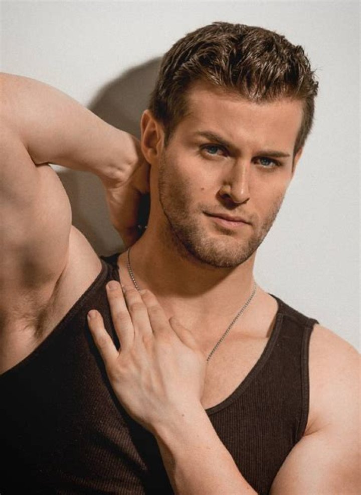 Alex Willett