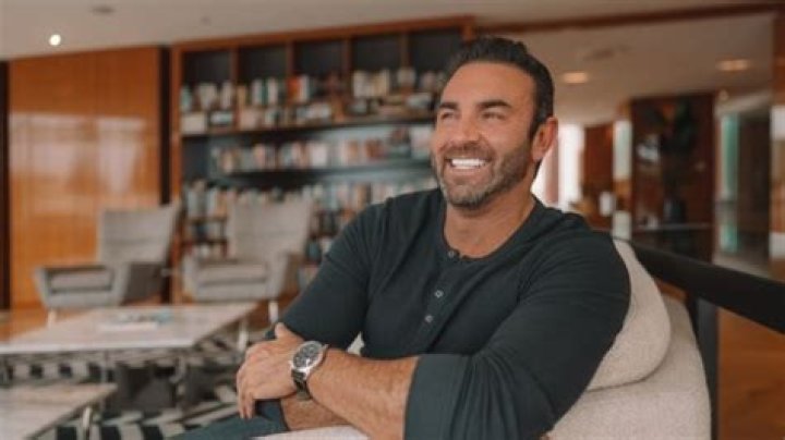 Cameron J Mitchell Lists 5 Ways to Battle Burnout and Give Your Best