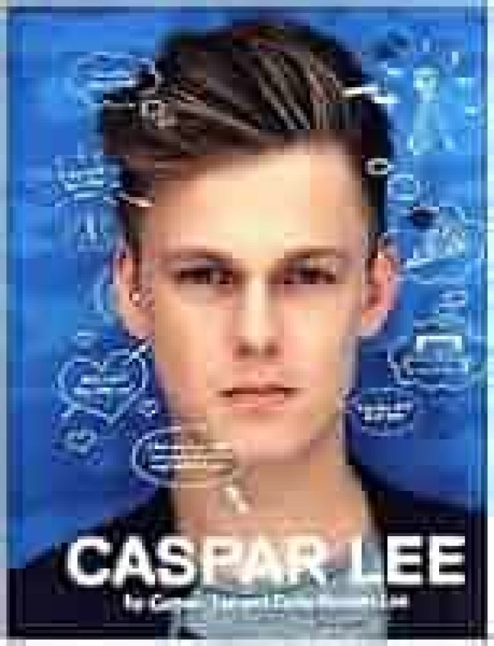 Caspar Lee Bio