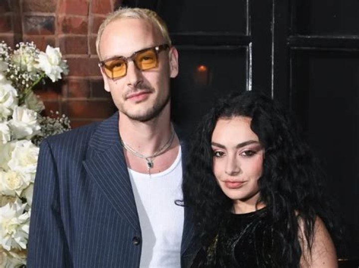 Charli XCX Biography, Age, Height, Husband, Net Worth, Family