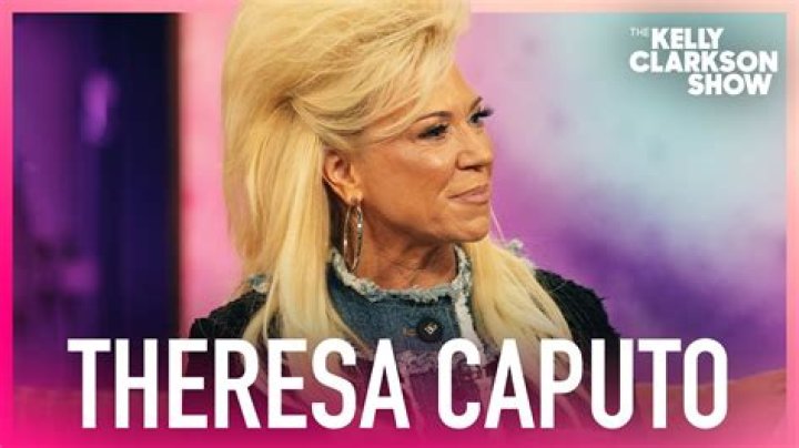¿Cuál es el patrimonio neto de Theresa Caputo? – Celebrity.fm
