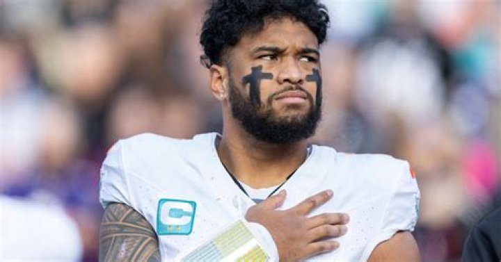 Dolphins Seeing Consequences Of Not Pulling Starters, Channing Crowder Claims