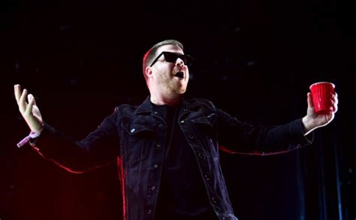 El-P Ties The Knot With Longtime Girlfriend Emily Panic