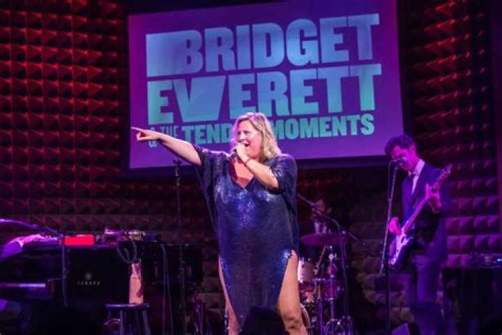 How tall is Bridget Everett