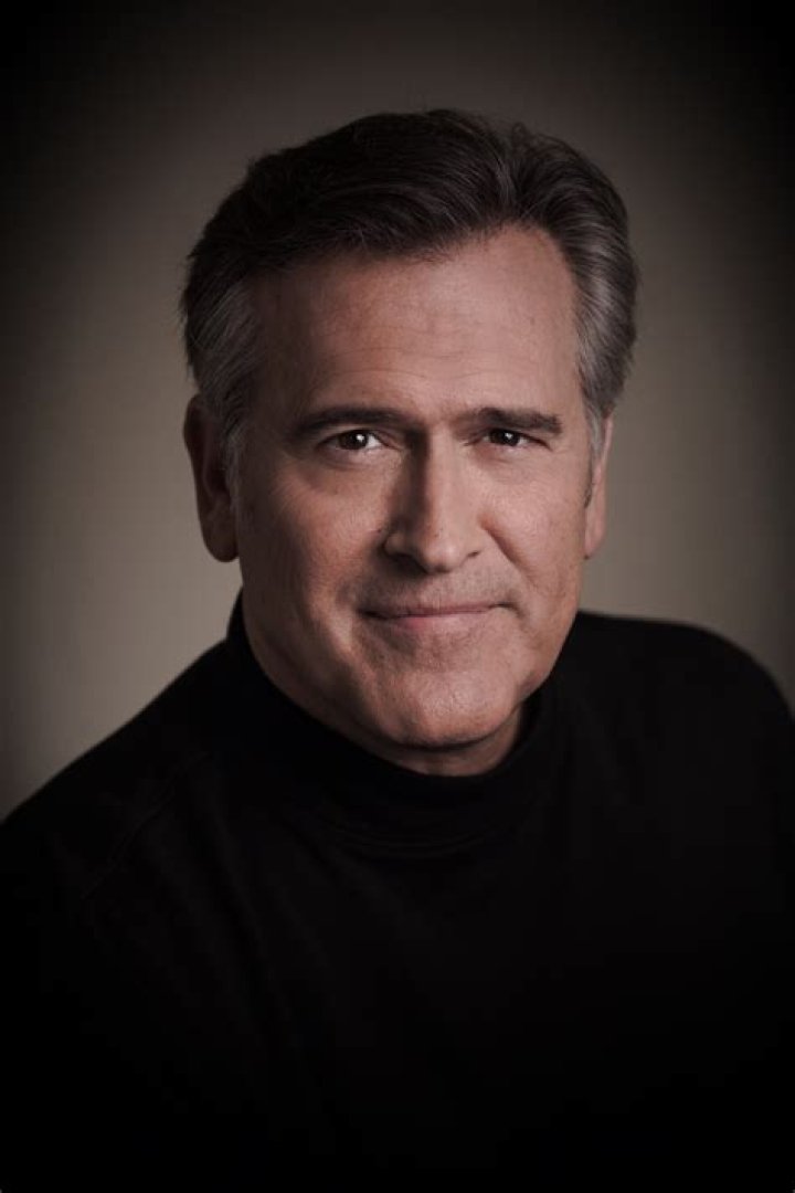 How tall is Bruce Campbell