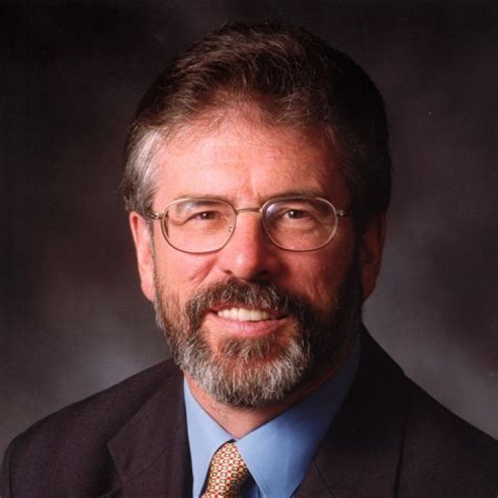 How tall is Gerry Adams