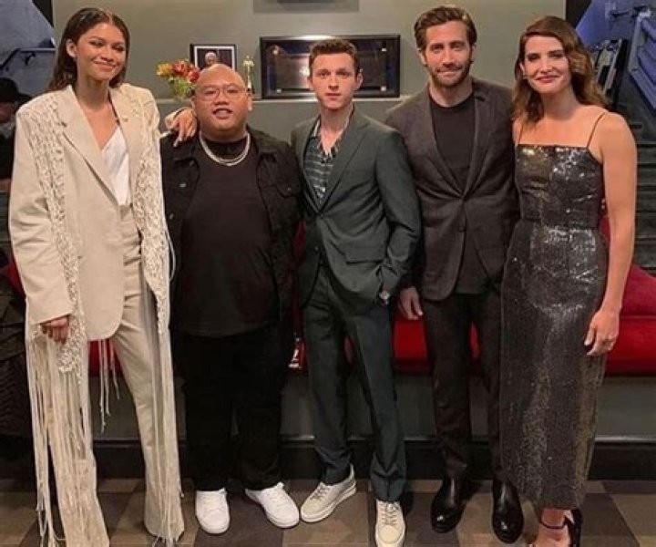 How tall is Jacob Batalon