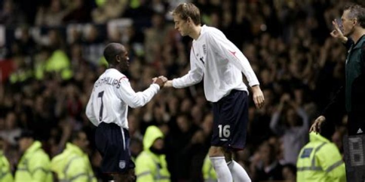 How tall is Peter Crouch