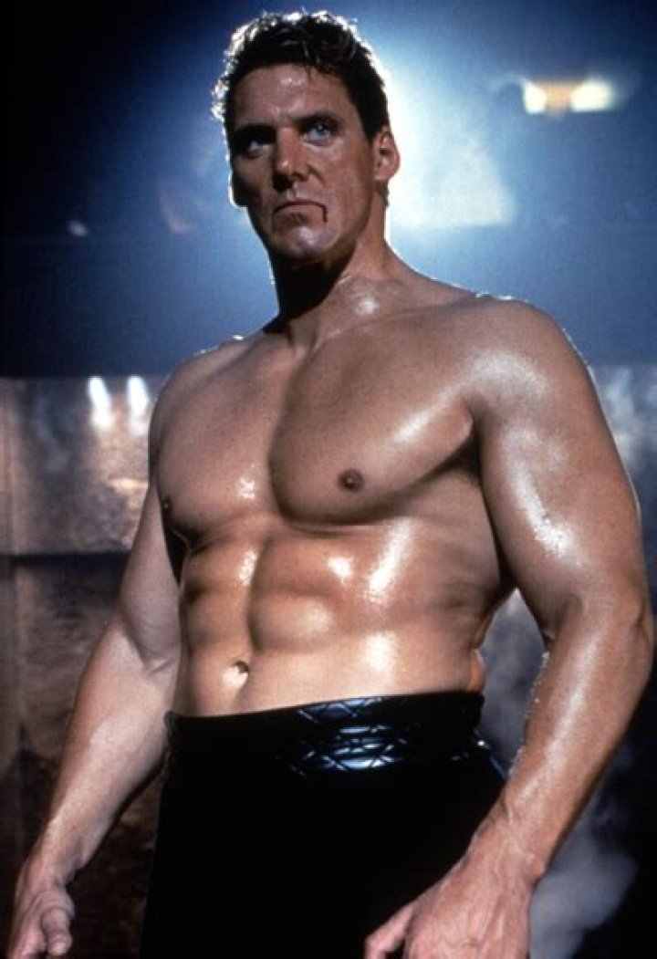 How tall is Ralf Moeller