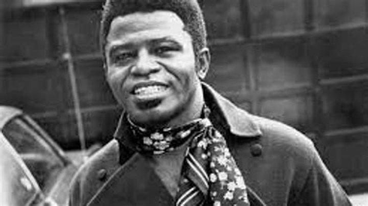 How tall was James Brown