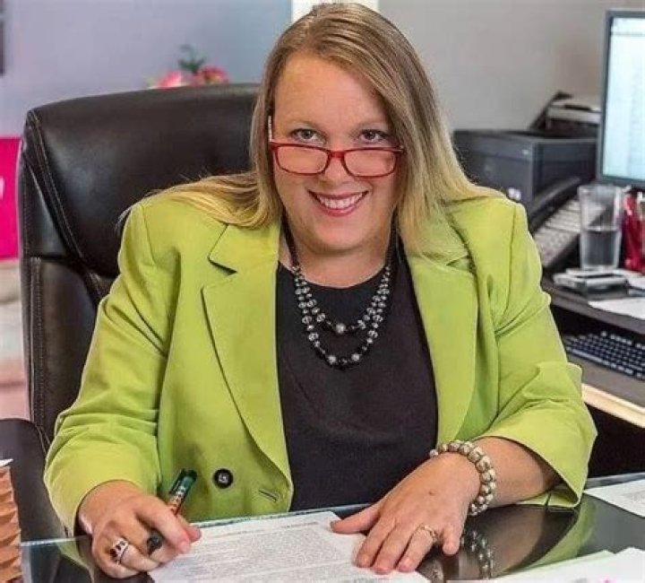 Judge Traci Soderstrom Wiki, Biography, Age, Husband, Family, Education, Net Worth, and More