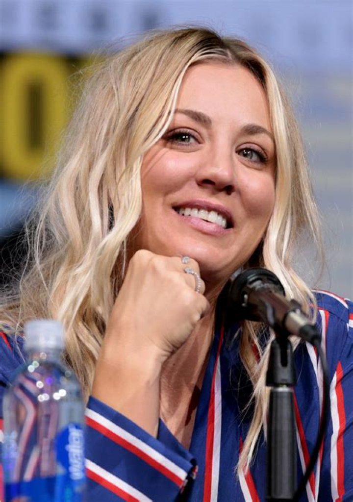 Kaley Cuoco – Celebsgraphy