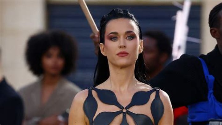 Katy Perry Was Caught Doing Some Really Weird Things in Paris Hilton’s Mansion
