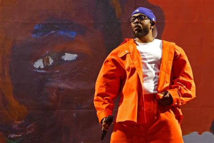 Kendrick Lamar Unveils His Burner Account