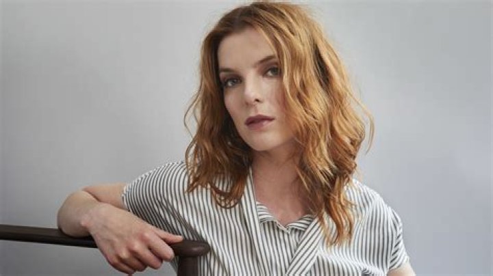 Laura Gilpin Biography, Age, Height, Husband, Net Worth, Family