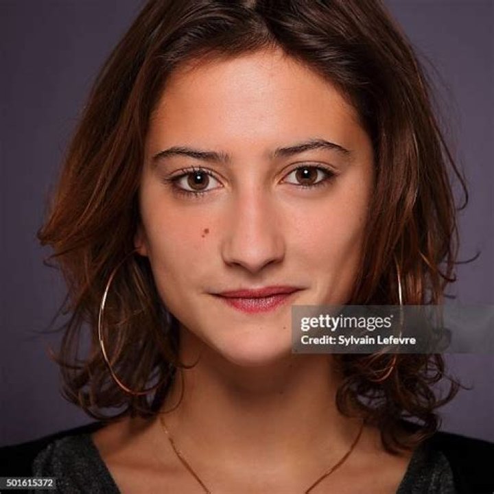 Lola Créton