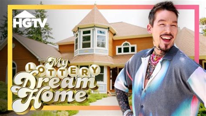 ‘My Lottery Dream Home’ Host David Bromstad Is Basically HGTV Royalty