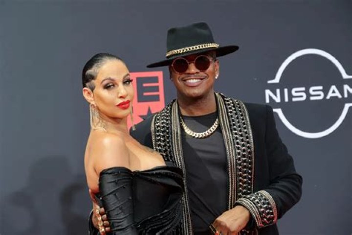 Ne-Yo Biography, Age, Height, Wife, Net Worth, Family