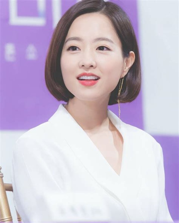 Park Bo-young Biography, Age, Height, Husband, Net Worth, Family