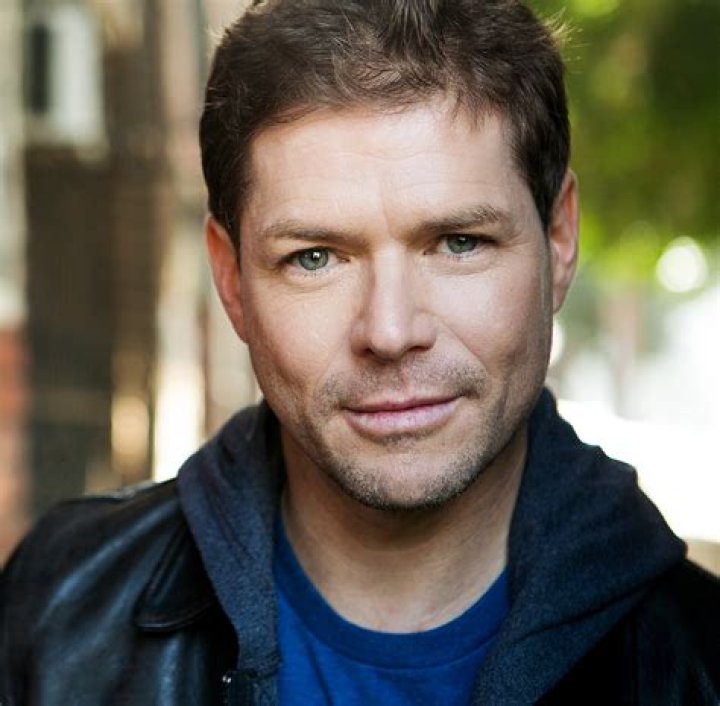 Phillip Paley Biography, Age, Height, Wife, Net Worth, Family