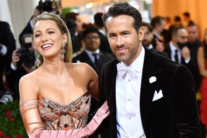 Pregnant Blake Lively Gushes Over ‘Stunning’ Husband Ryan Reynolds During Rare Appearance