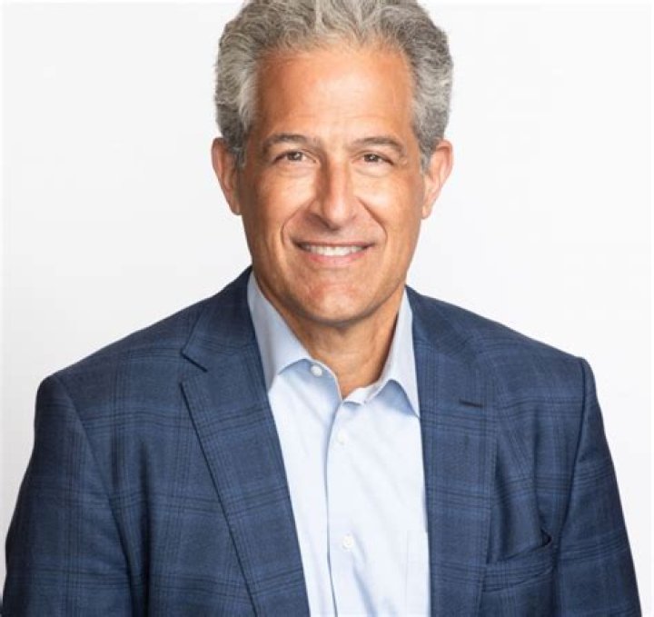 Richard E. Besser Biography, Age, Height, Wife, Net Worth, Family