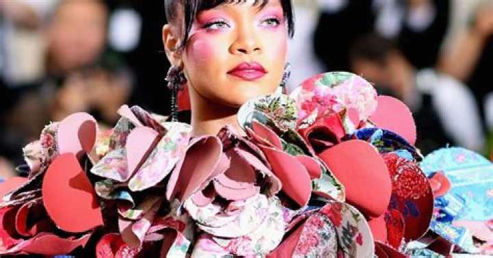 Rihanna Flashes Her Butt In Mini-Twerk Video