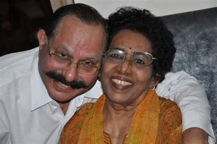 Rini Simon Khanna Biography, Age, Height, Husband, Net Worth, Family