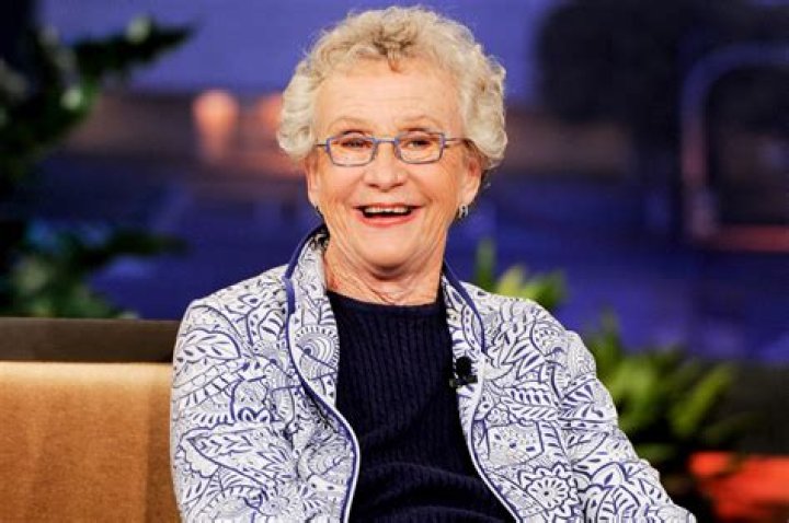 Sue Johanson Biography, Age, Height, Husband, Net Worth, Family