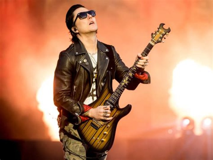 Synyster Gates