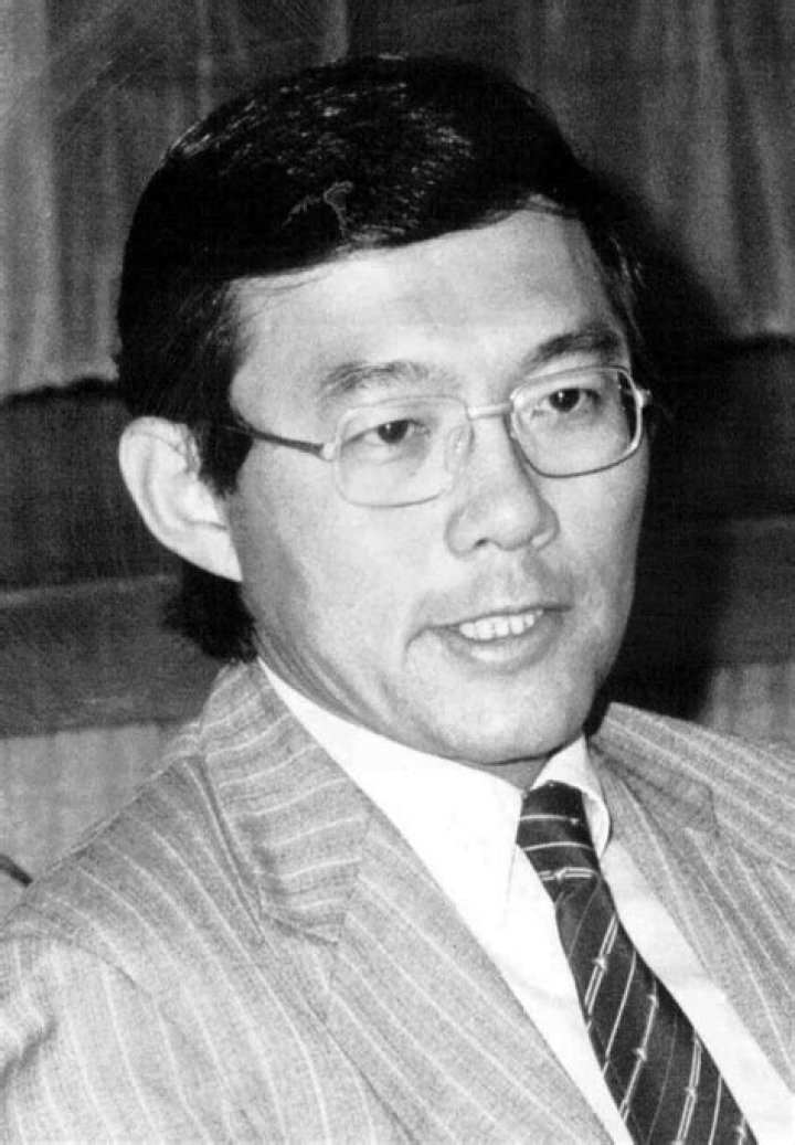 Victor Chang (医生) - 年龄，生日，生物，事实，家庭，净资产，身高等