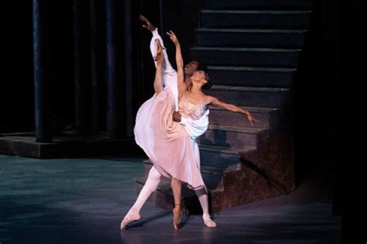 We Tried a Misty Copeland Led Ballet Class and Would Absolutely Do It Again