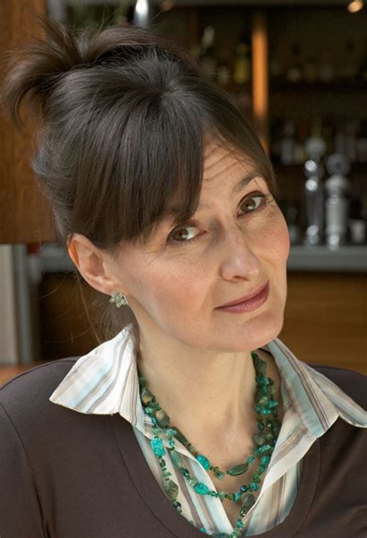 Who Is Hilary Lyon? Wiki, Biography, Age, Husband, Family, Net Worth & More